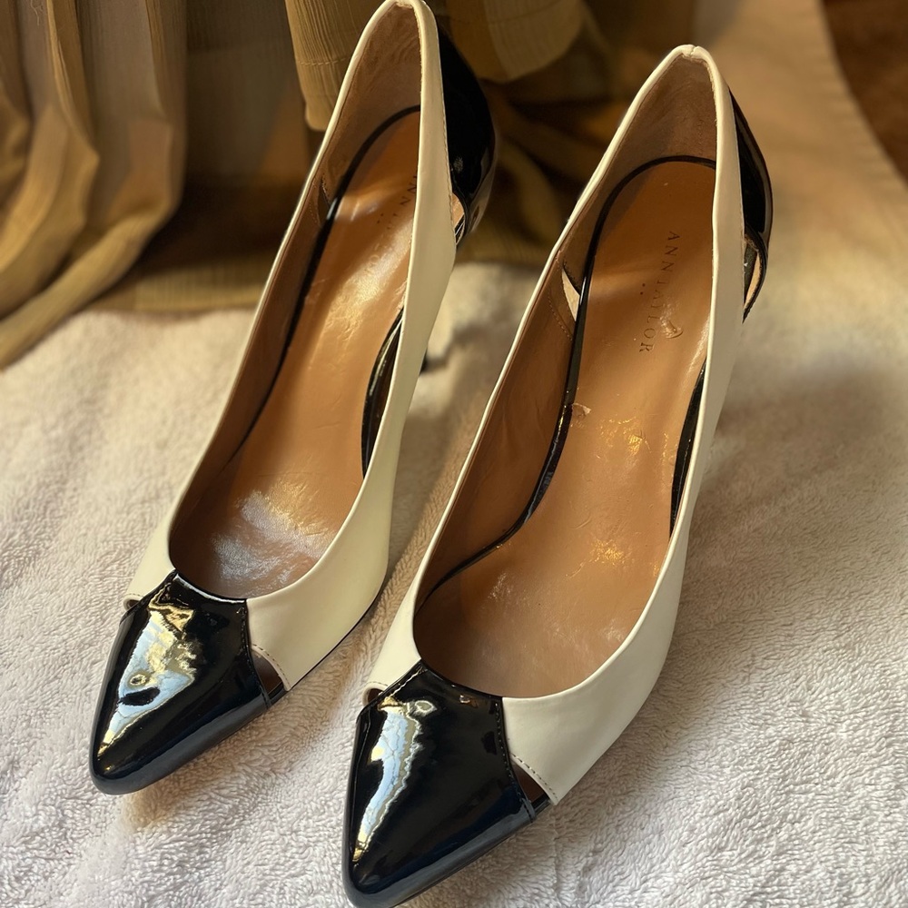 Ann Taylor shiny black and white heels
